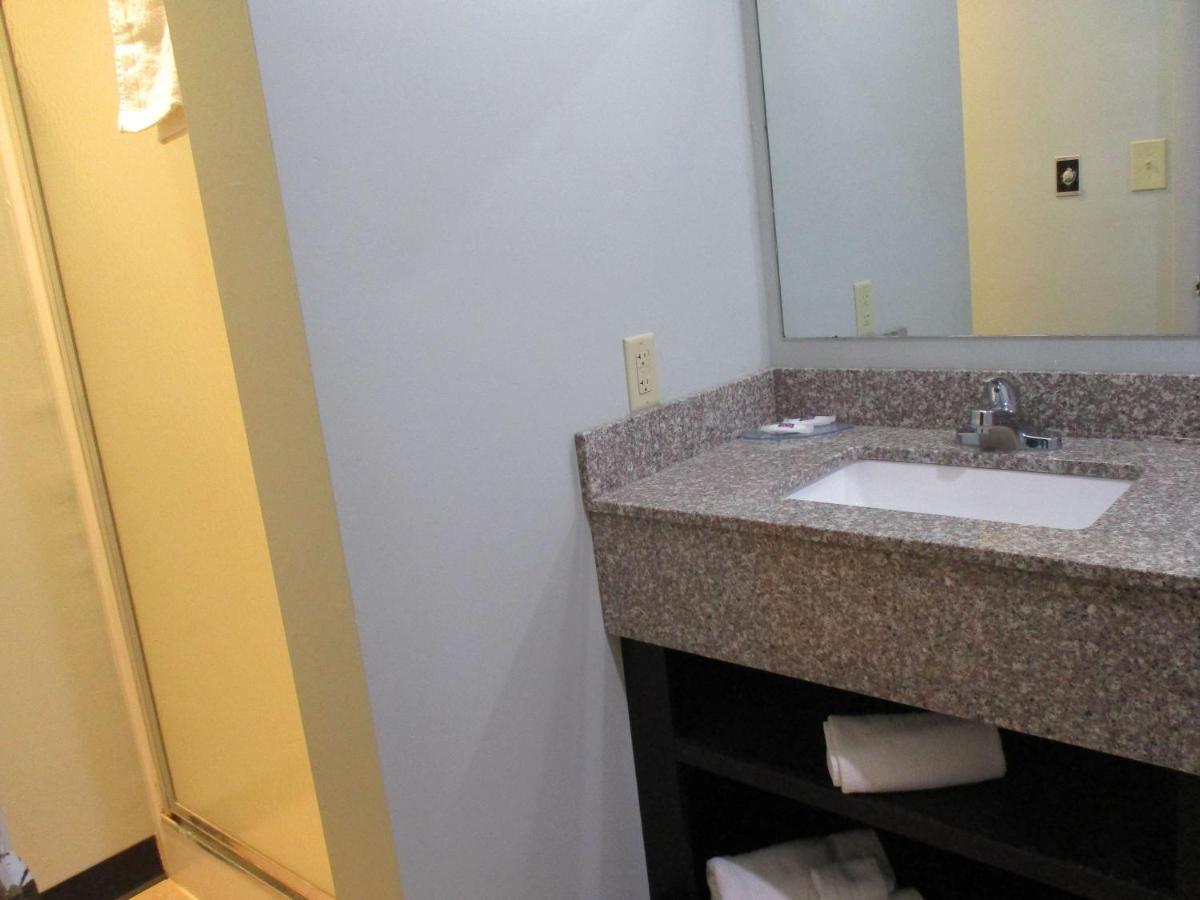 6-shartlesville, Pa Hotel